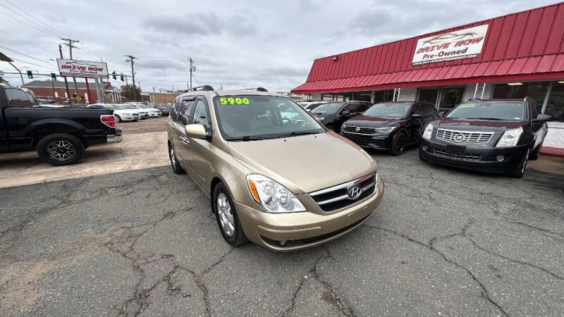 2008 Hyundai Entourage Limited