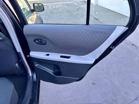 2010 Toyota Yaris