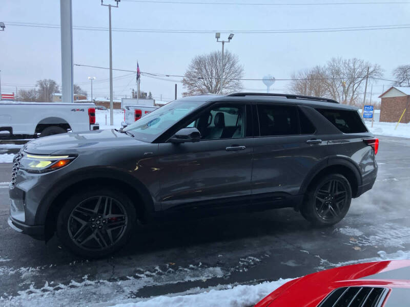 2025 Ford Explorer ST-Line