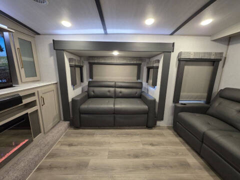 2024 Forest River Heritage Glen 36FL