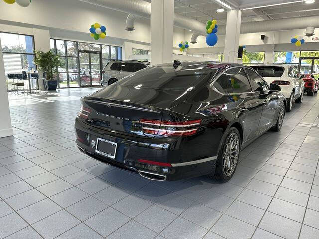 2022 Genesis G80