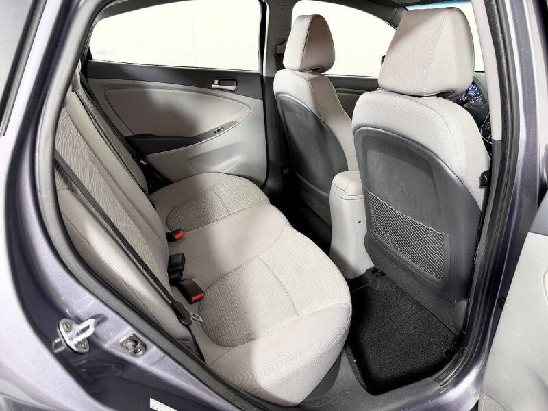 2016 Hyundai Accent SE