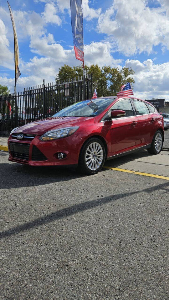 2012 Ford Focus Titanium's photo