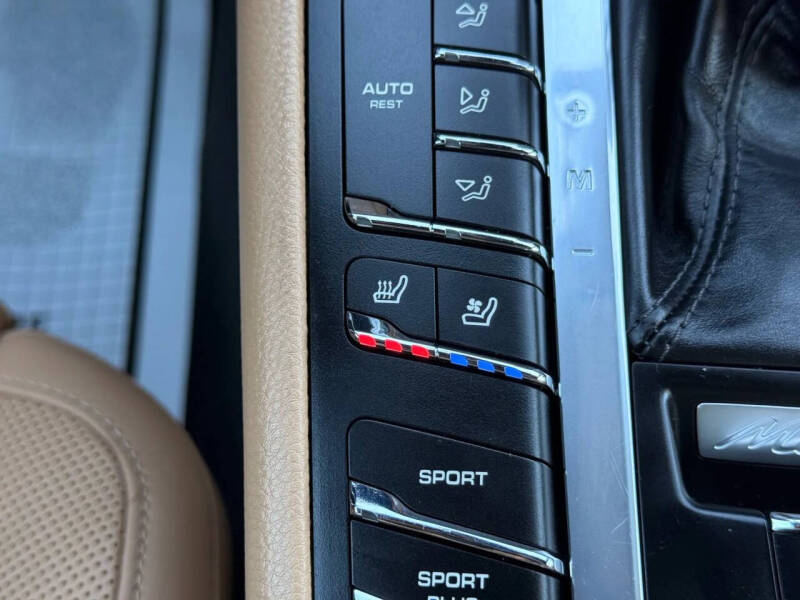 2017 Porsche Macan GTS