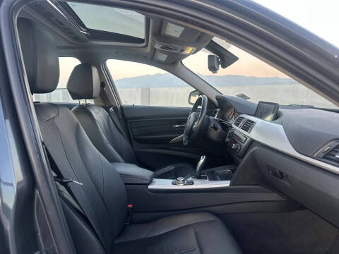 2013 BMW 3 Series 328i