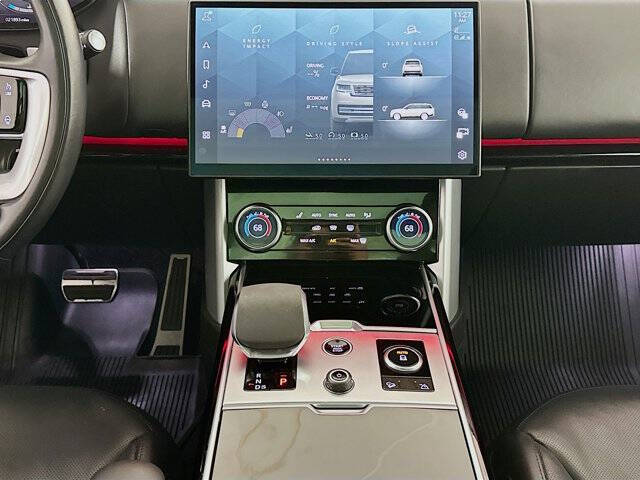 2023 Land Rover Range Rover P530 SE