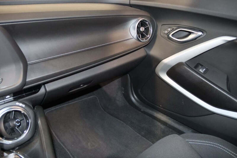 2021 Chevrolet Camaro LT