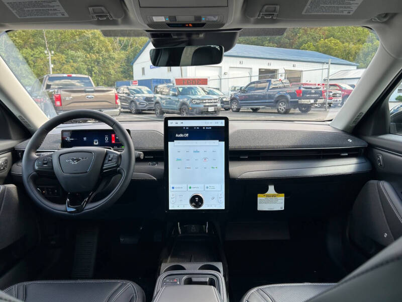 2025 Ford Mustang Mach-E Premium