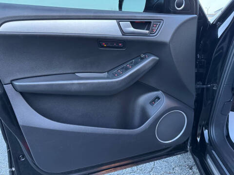 2012 Audi Q5 3.2 quattro Prestige