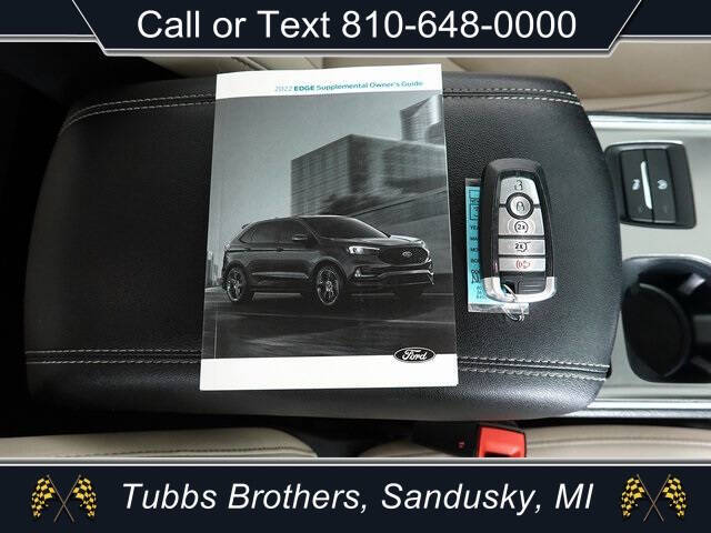 2022 Ford Edge Titanium