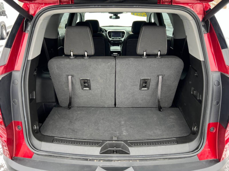 2023 GMC Acadia SLE