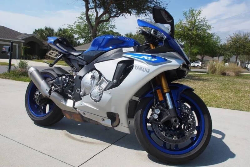 2015 Yamaha YZF-R1 for sale at Gulf Financial Solutions Inc DBA GFS Autos in Panama City Beach FL