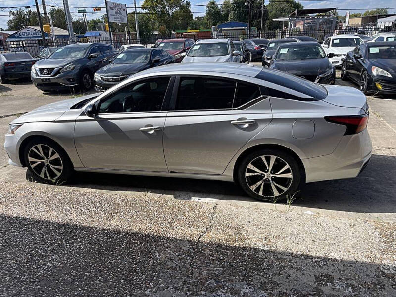 2019 Nissan Altima 2.5 SR