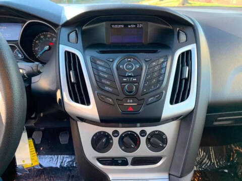 2012 Ford Focus SE