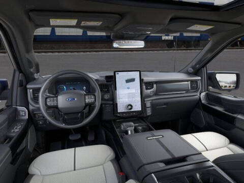 2025 Ford F-150 Lightning Platinum