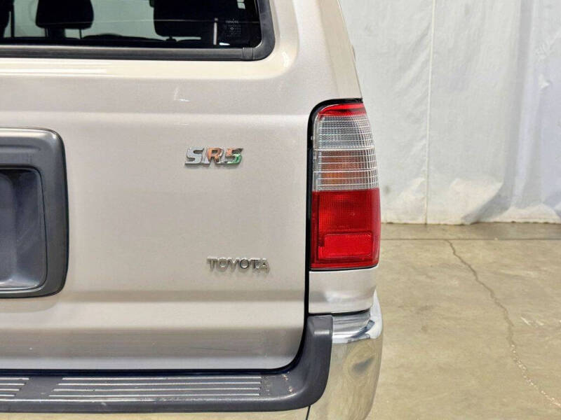 2000 Toyota 4Runner SR5