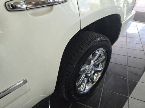 2010 GMC Yukon Denali