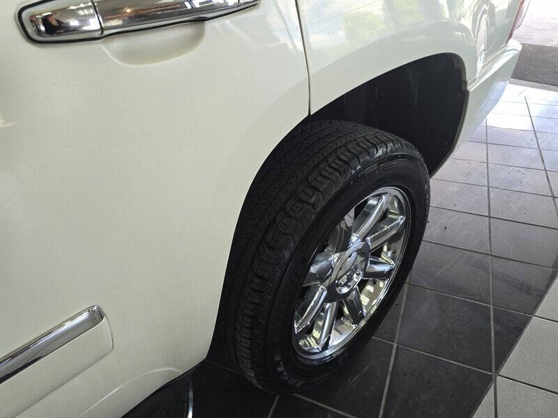 2010 GMC Yukon Denali