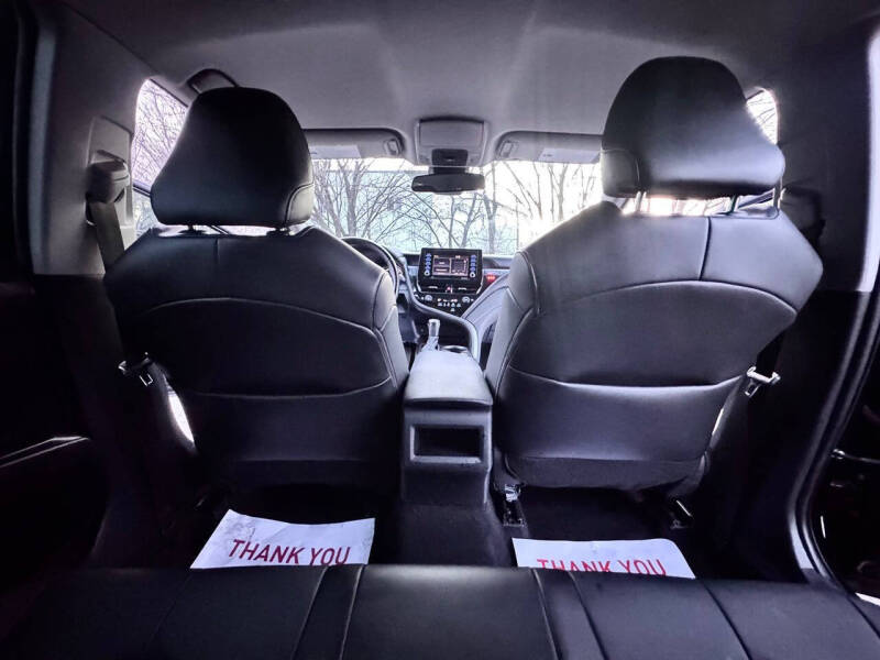 2022 Toyota Camry SE