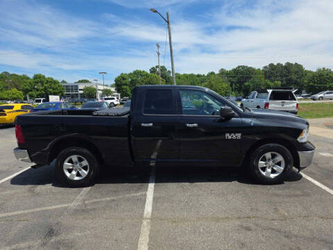 2013 RAM 1500 SLT