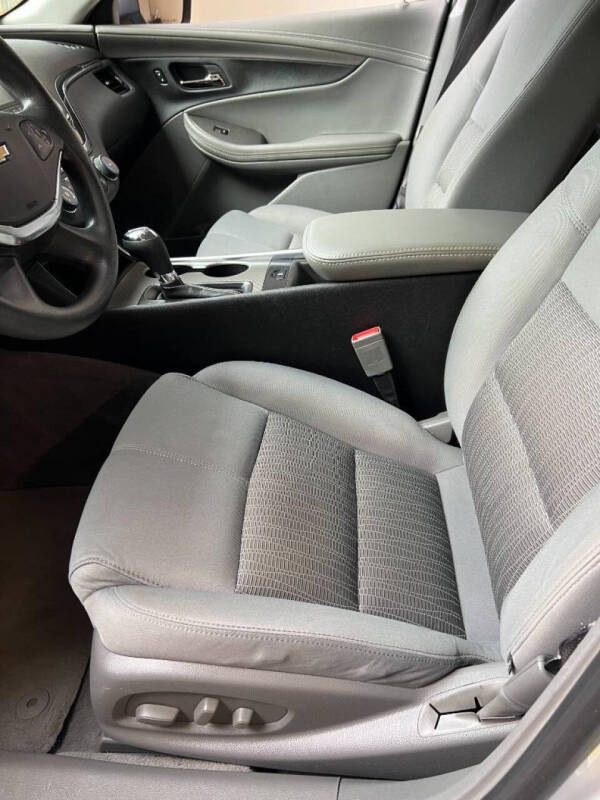 2017 Chevrolet Impala LS