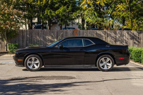 2016 Dodge Challenger SXT