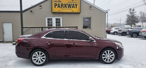 2015 Chevrolet Malibu for sale at Parkway Motors in Springfield IL