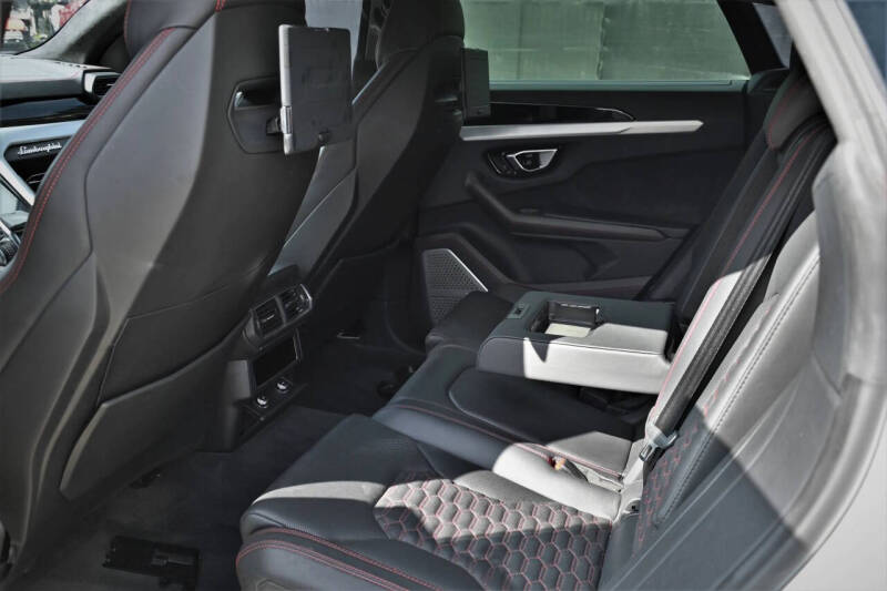 2019 Lamborghini Urus