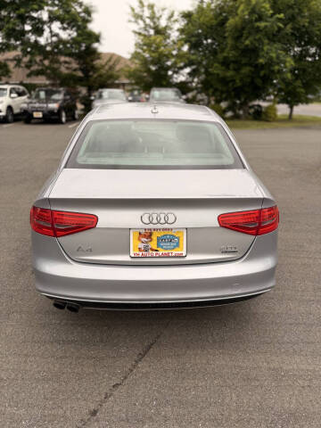2015 Audi A4 2.0T quattro Premium