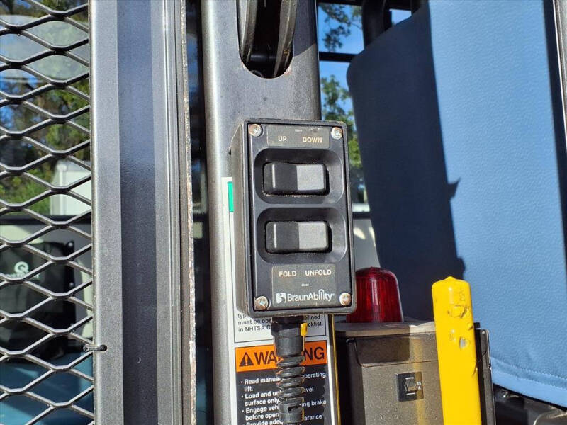 2018 Ford E-Series E-450 SD