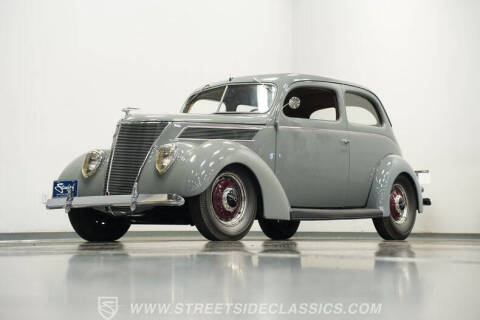 1937 Ford Tudor