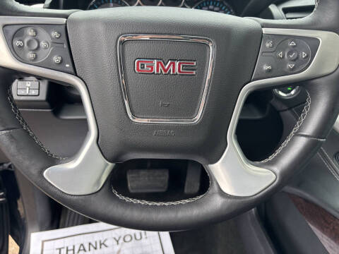 2017 GMC Yukon XL SLT