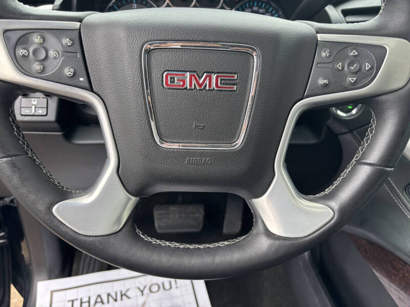 2017 GMC Yukon XL SLT