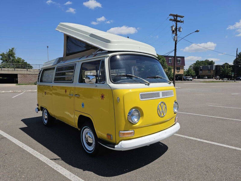 1971 Volkswagen Camper Bus