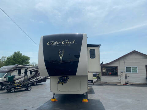 2020 Forest River CEDAR CREEK CHAMPAGNE for sale at Blue Bird Motors - RVs & Bikes in Crossville TN