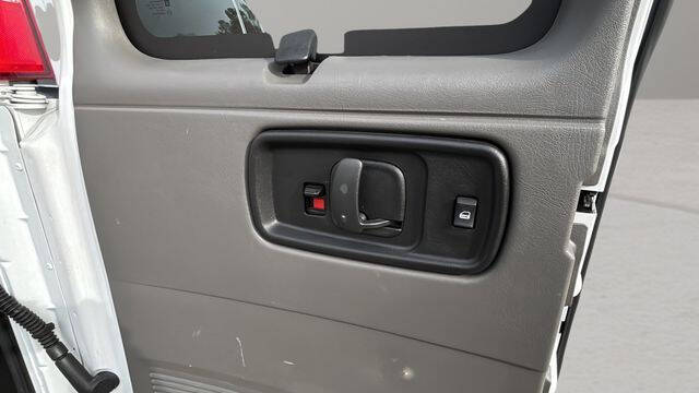 2023 Chevrolet Express LS 3500