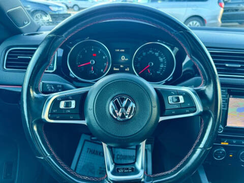 2017 Volkswagen Jetta 2.0T GLI
