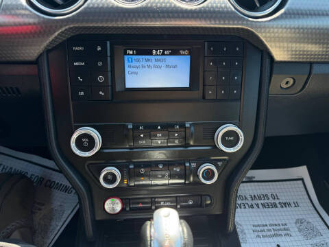 2020 Ford Mustang EcoBoost