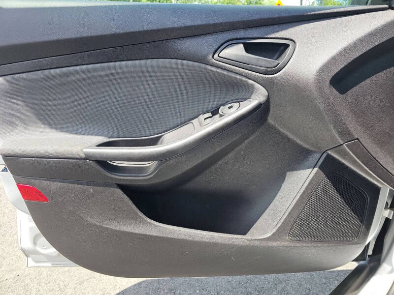 2014 Ford Focus S