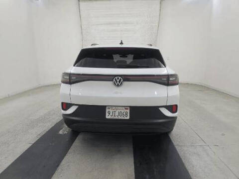 2023 Volkswagen ID.4 Pro