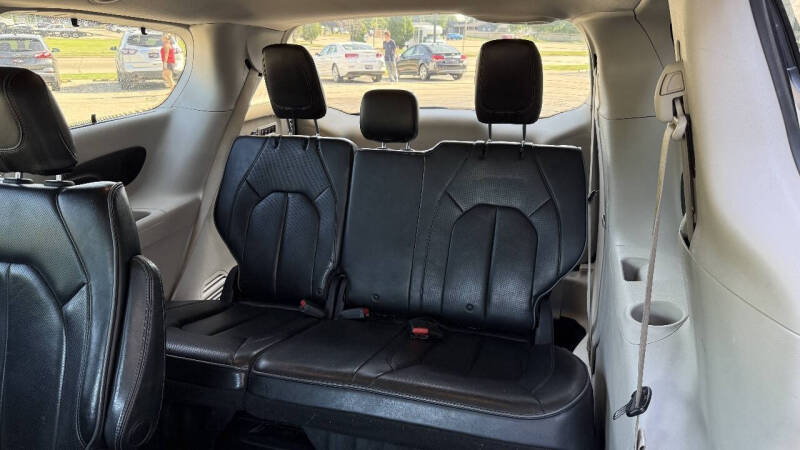 2019 Chrysler Pacifica Limited