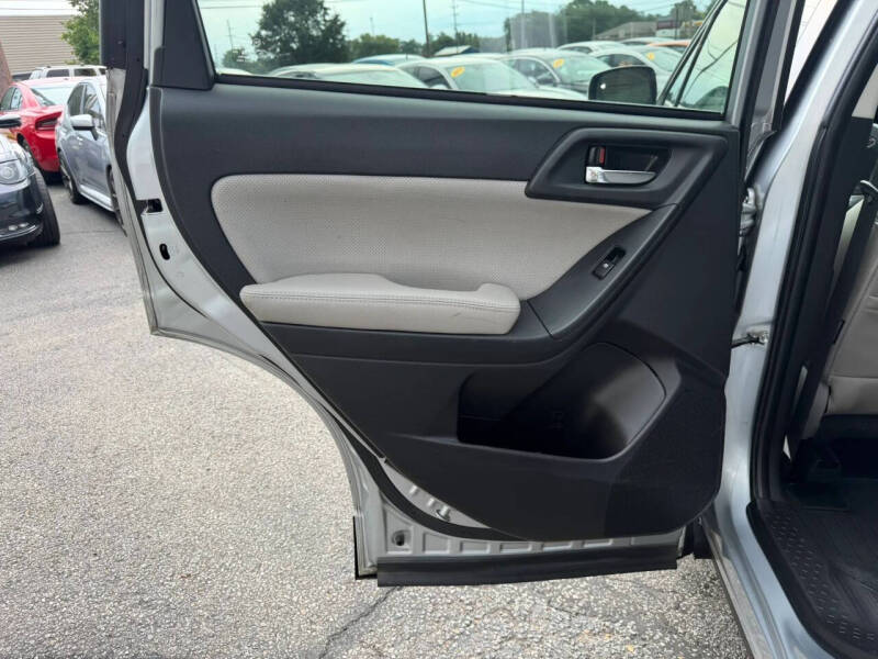 2014 Subaru Forester 2.5i Limited