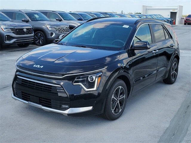 2025 Kia Niro SX