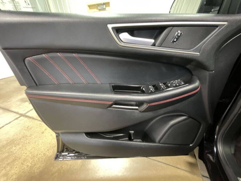 2020 Ford Edge ST Line