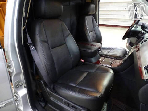 2011 Cadillac Escalade ESV Premium