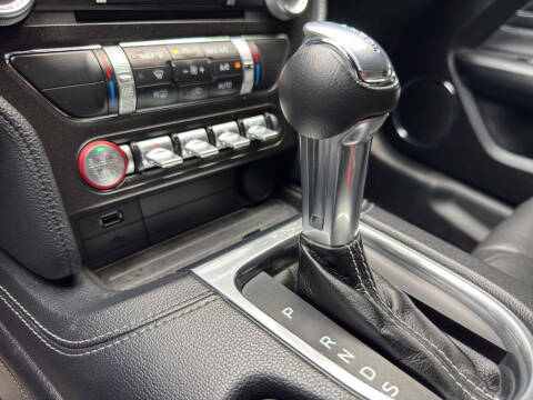 2022 Ford Mustang Mach 1