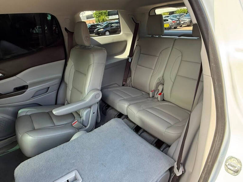 2017 GMC Acadia SLT-2