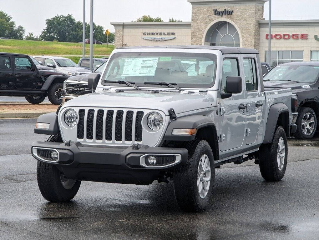 New Jeep Gladiator For Sale In Bradley, IL - Carsforsale.com®