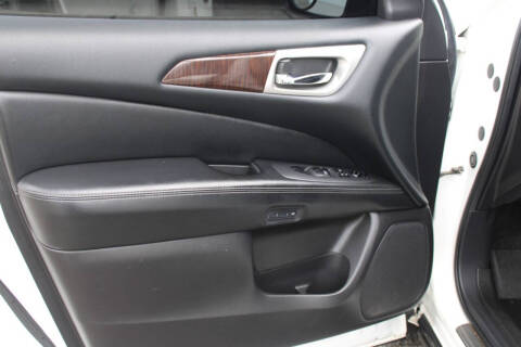 2013 Nissan Pathfinder SL