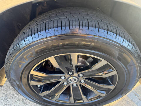 2017 Nissan Armada Platinum